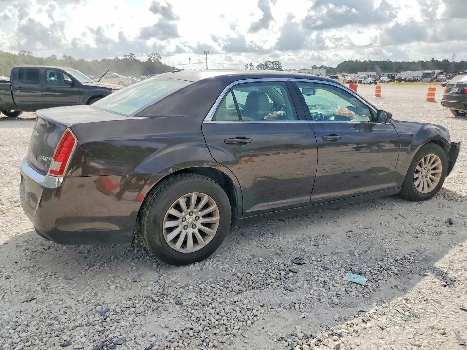 Продажа на аукционе авто 2013 Chrysler 300, vin: 2C3CCAAG7DH573022, номер лота: 63944586