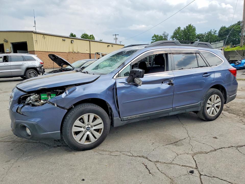 64471496 :رقم المزاد ، 4S4BSACC1F3255581 vin ، 2015 Subaru Outback مزاد بيع