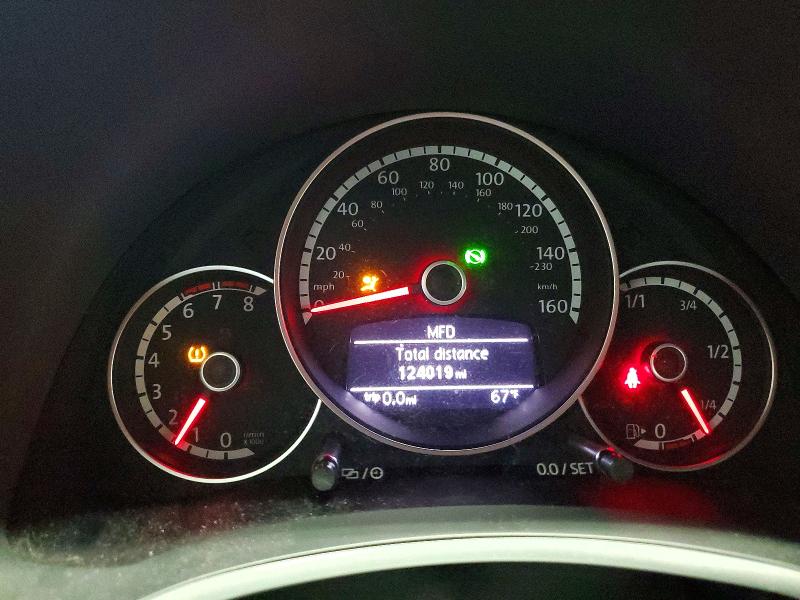 2015 Volkswagen Beetle მანქანა იყიდება აუქციონზე, vin: 3VWJ17ATXFM642554, აუქციონის ნომერი: 66942016