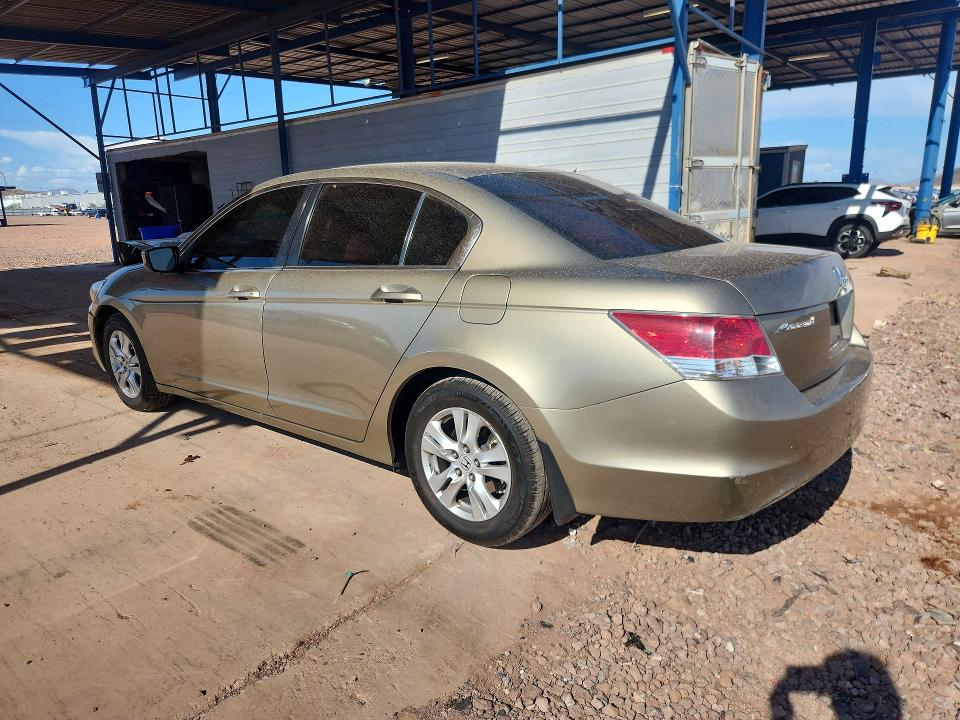 66240696 :رقم المزاد ، JHMCP26488C062351 vin ، 2008 Honda Accord مزاد بيع