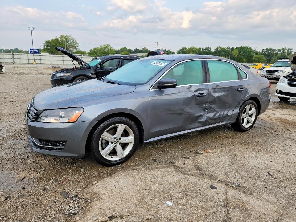 2013 Volkswagen Passat მანქანა იყიდება აუქციონზე, vin: 1VWBP7A39DC107636, აუქციონის ნომერი: 64997496