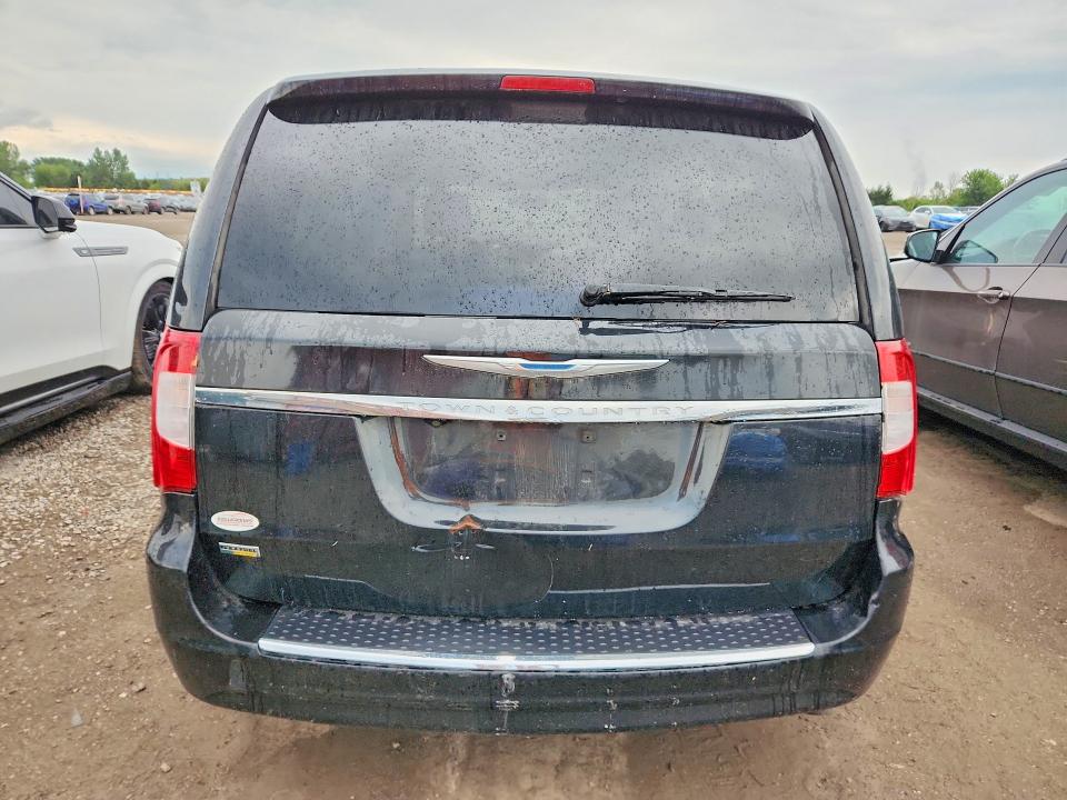 64896286 :رقم المزاد ، 2C4RC1CG7GR118740 vin ، 2016 Chrysler Town & Country مزاد بيع