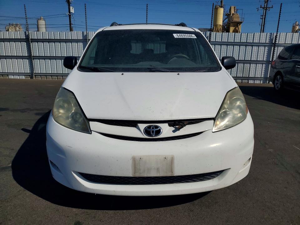 Aukcja sprzedaży 2010 Toyota Sienna, vin: 5TDKK4CC1AS327621, numer aukcji: 64695506