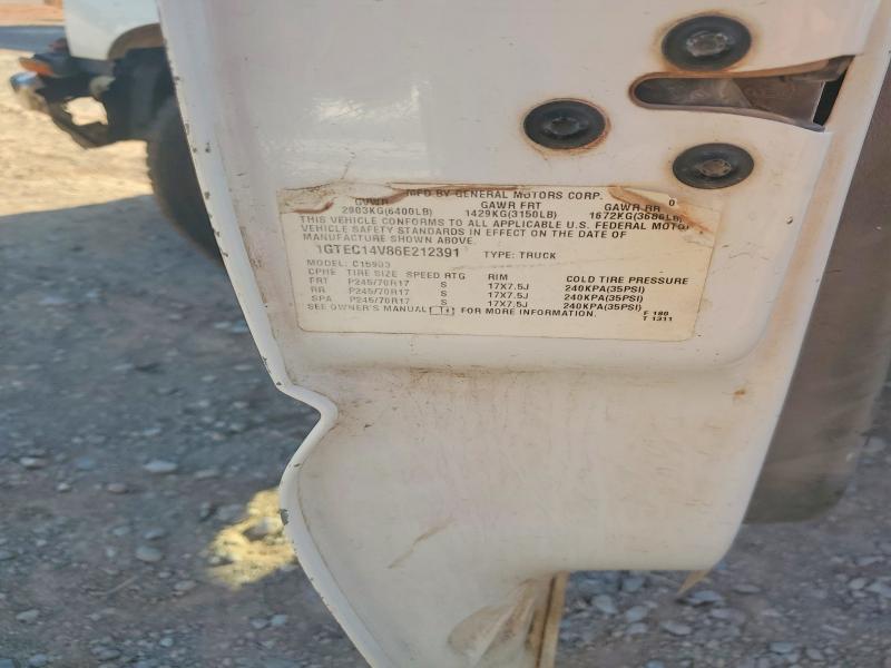 67073306 :رقم المزاد ، 1GTEC14V86E212391 vin ، 2006 Gmc New Sierra مزاد بيع