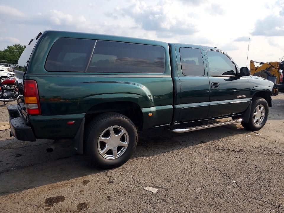 64297966 :رقم المزاد ، 2GTFK69U931354461 vin ، 2003 Gmc Sierra مزاد بيع