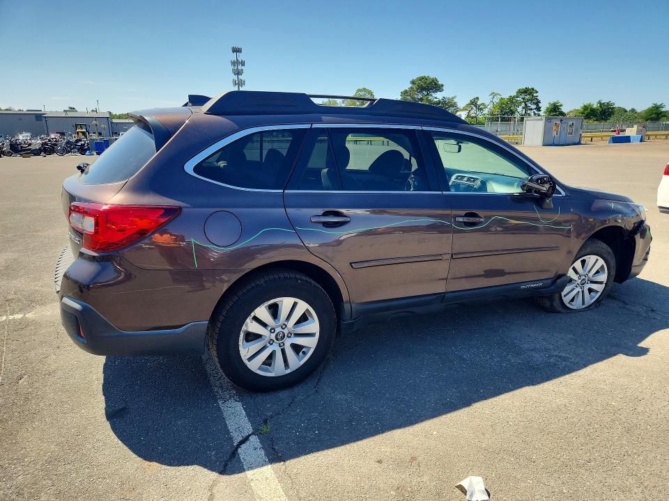 64772096 :رقم المزاد ، 4S4BSAFCXK3314536 vin ، 2019 Subaru Outback مزاد بيع