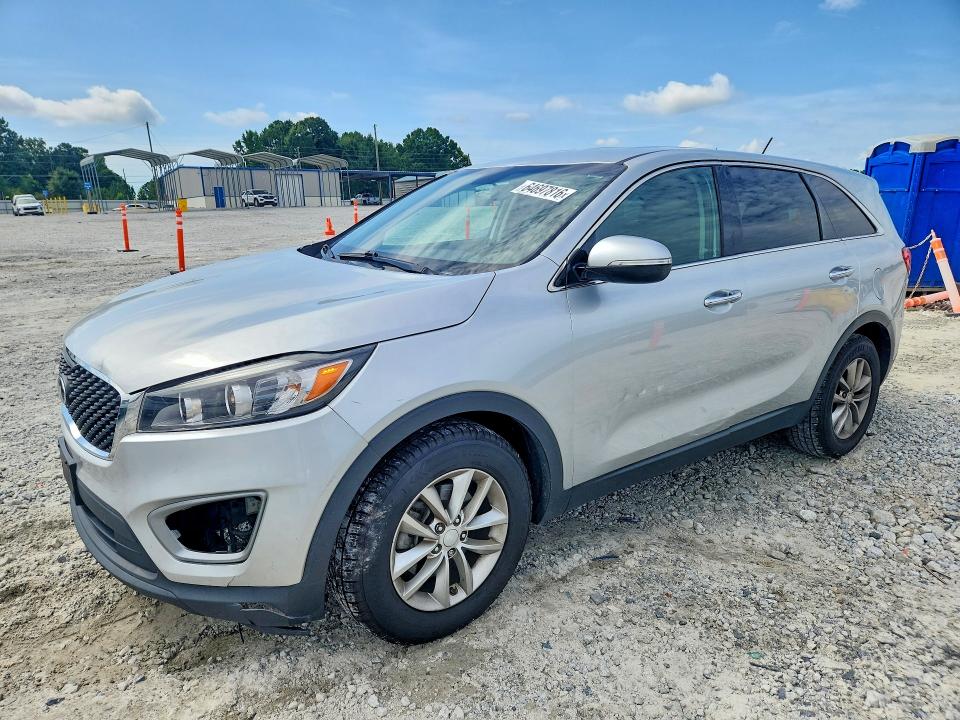64697816 :رقم المزاد ، 5XYPG4A34GG167640 vin ، 2016 Kia Sorento مزاد بيع