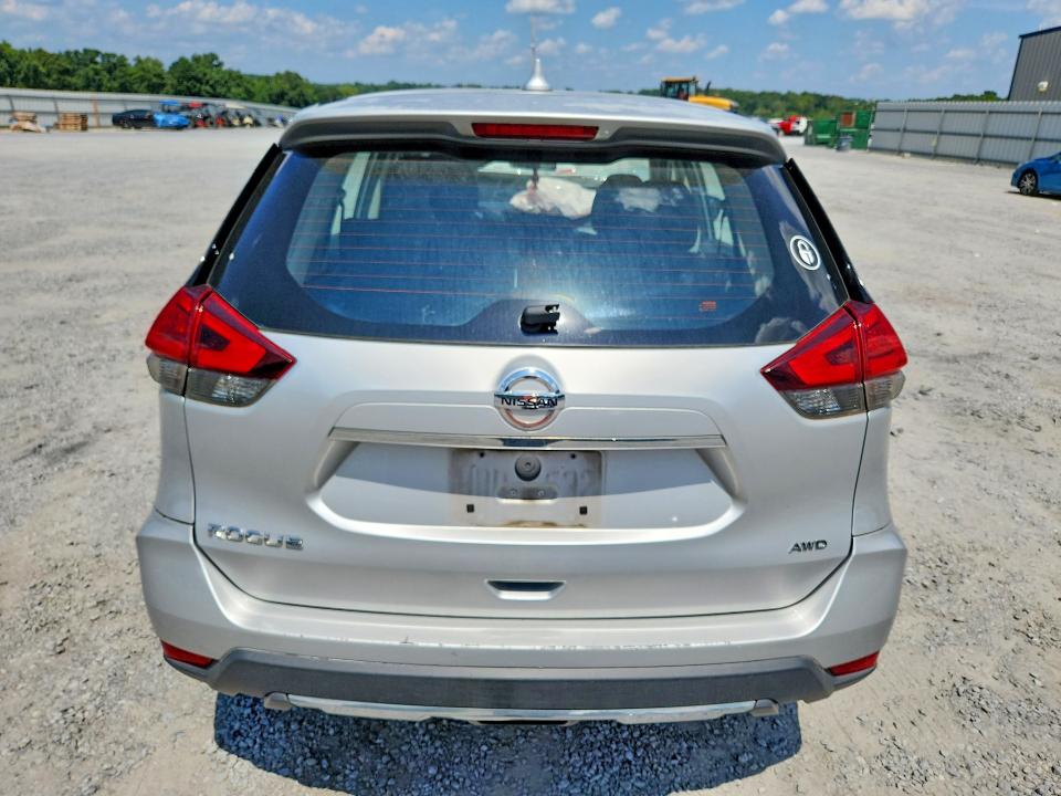 65672886 :رقم المزاد ، KNMAT2MV3HP536764 vin ، 2017 Nissan Rogue مزاد بيع