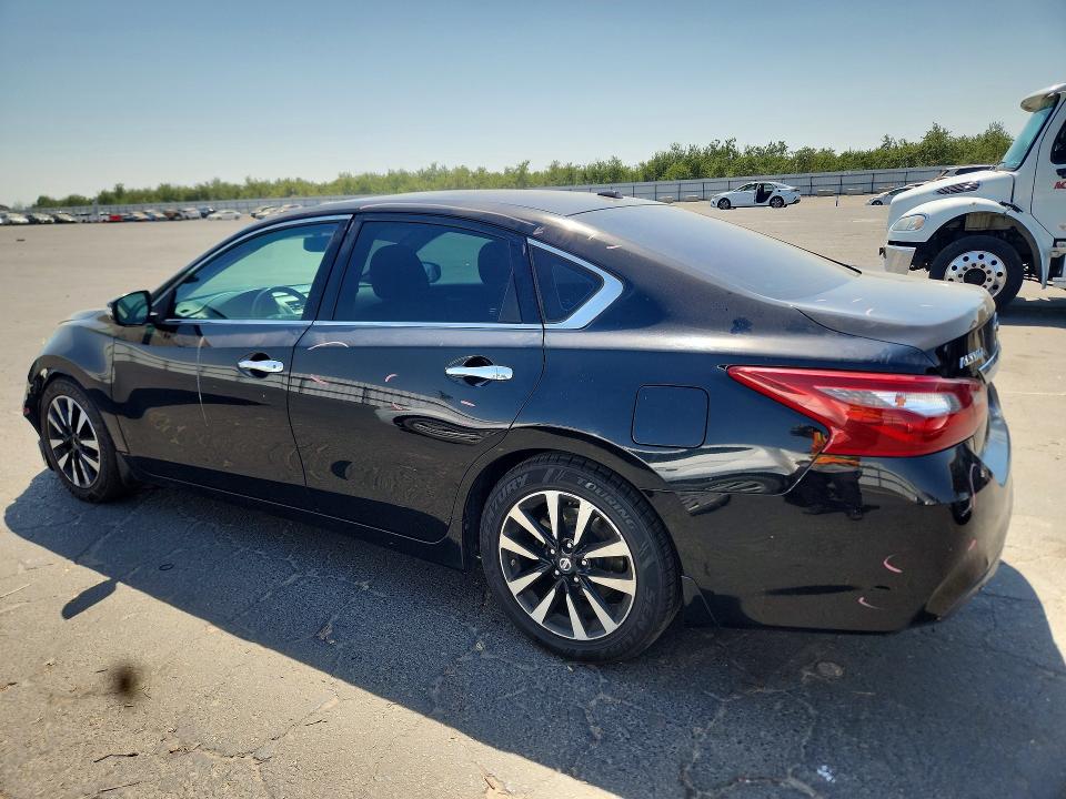 Продажа на аукционе авто 2018 Nissan Altima, vin: 1N4AL3AP0JC221581, номер лота: 64238456