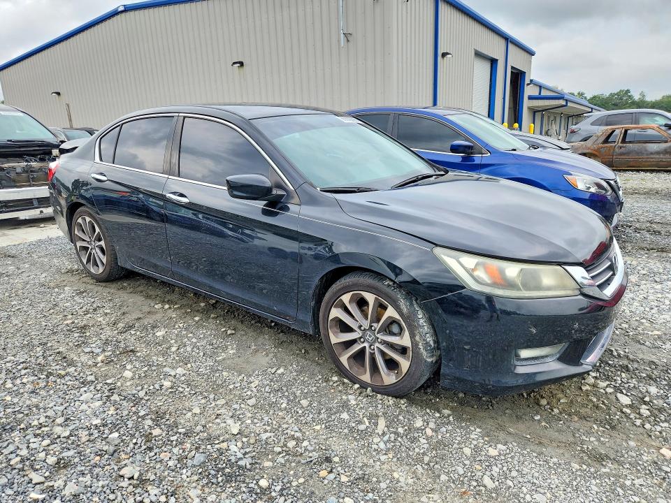 2015 Honda Accord მანქანა იყიდება აუქციონზე, vin: 1HGCR2F54FA166110, აუქციონის ნომერი: 66372996