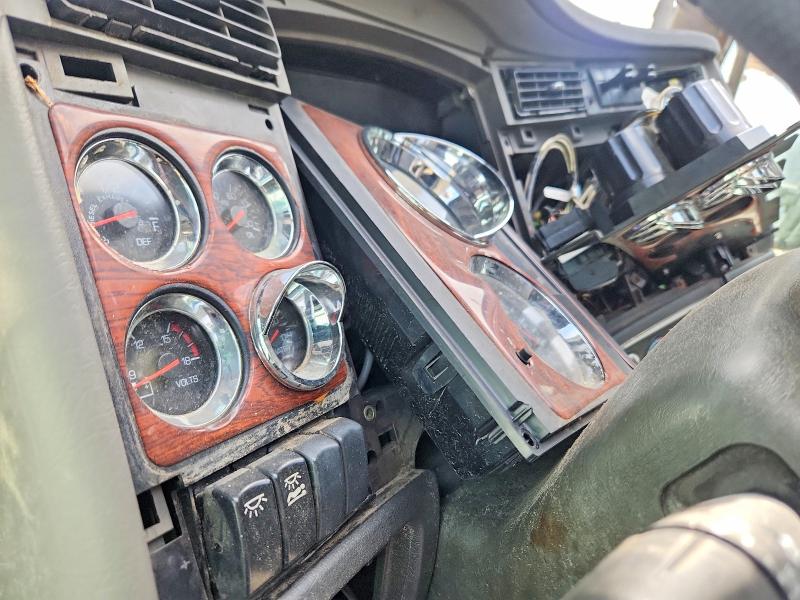 2014 Kenworth T660 მანქანა იყიდება აუქციონზე, vin: 1XKAD49X0EJ320215, აუქციონის ნომერი: 65144296