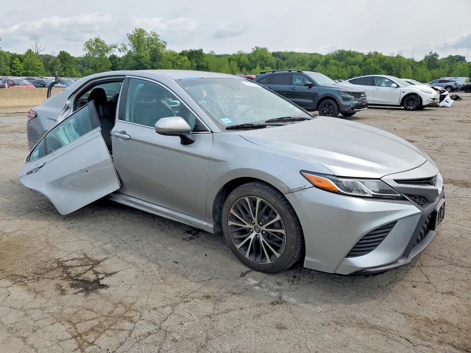 Продаж на аукціоні авто 2020 Toyota Camry, vin: 4T1G11AK5LU348306, номер лоту: 64764986