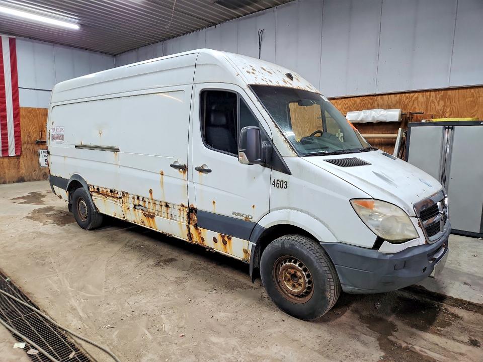 63546356 :رقم المزاد ، WD0PE845675183705 vin ، 2007 Dodge Sprinter مزاد بيع