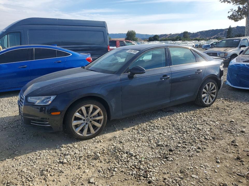 66847606 :رقم المزاد ، WAUANAF45HN021203 vin ، 2017 Audi A4 مزاد بيع