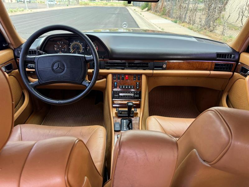 1986 Mercedes-benz 560 მანქანა იყიდება აუქციონზე, vin: WDBCA3902GA206649, აუქციონის ნომერი: 64502416