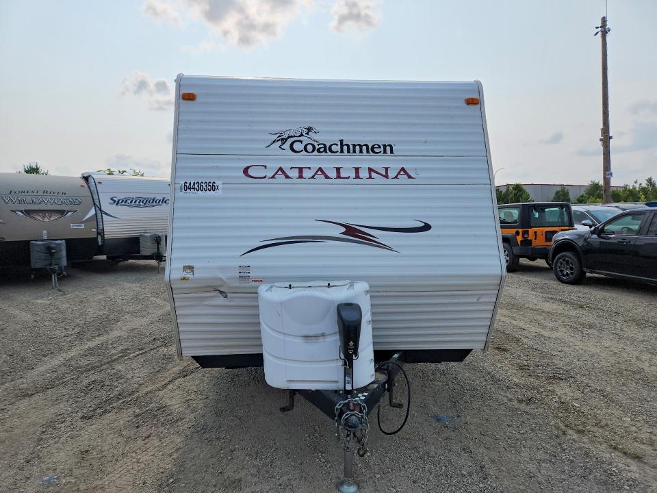 2010 Foresriver Catalina მანქანა იყიდება აუქციონზე, vin: 5ZT2CALB1AA007472, აუქციონის ნომერი: 64436356