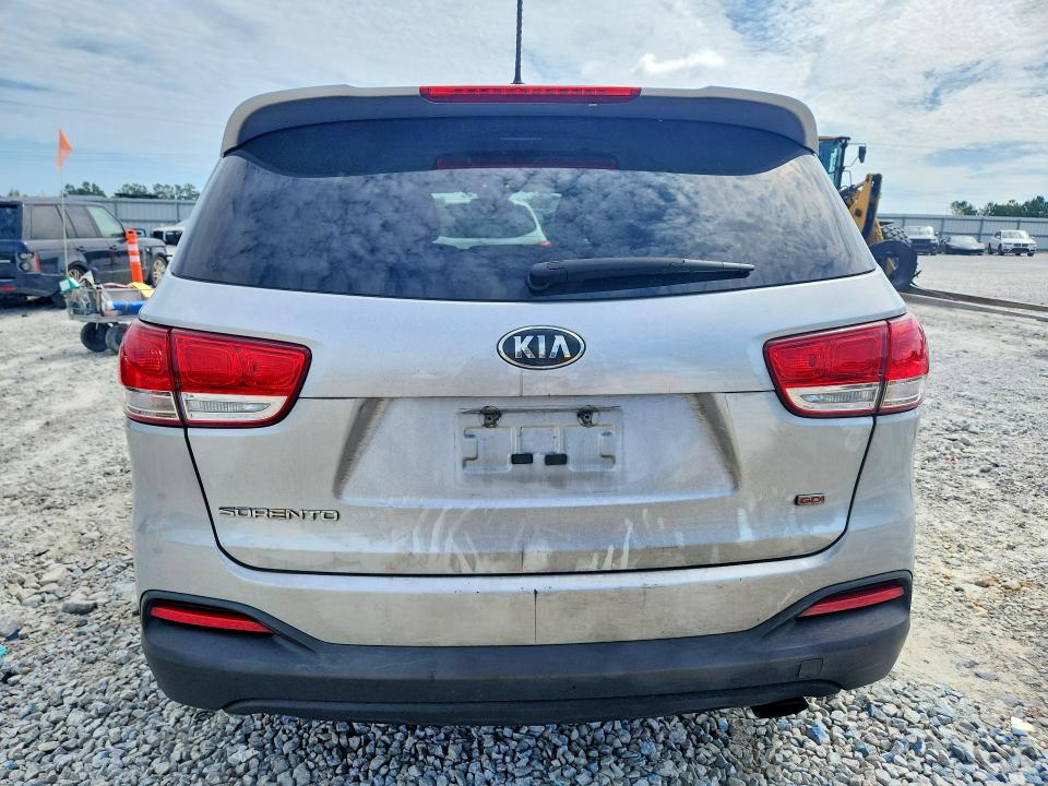 64697816 :رقم المزاد ، 5XYPG4A34GG167640 vin ، 2016 Kia Sorento مزاد بيع