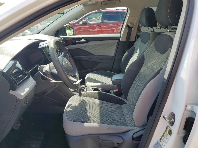 62572156 :رقم المزاد ، 3VVAX7B22NM019212 vin ، 2022 Volkswagen Taos مزاد بيع