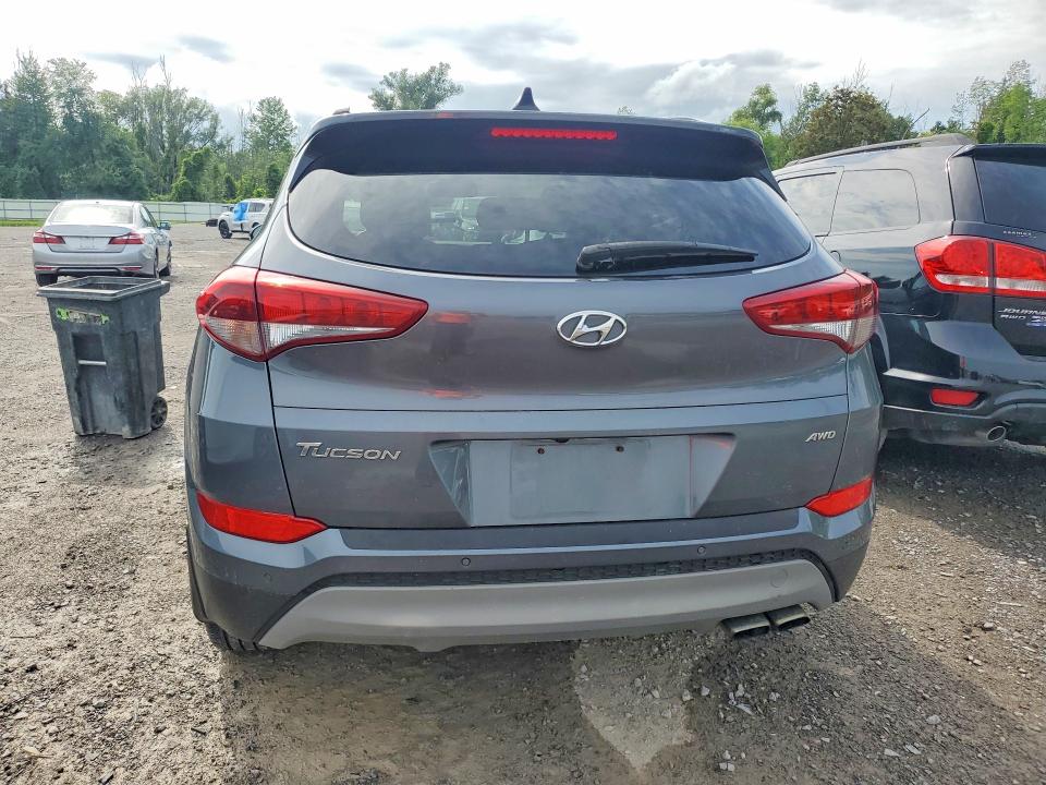 64304116 :رقم المزاد ، KM8J3CA2XJU757863 vin ، 2018 Hyundai Tucson مزاد بيع