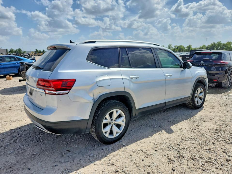 2018 Volkswagen Atlas მანქანა იყიდება აუქციონზე, vin: 1V2DR2CAXJC549498, აუქციონის ნომერი: 64718816