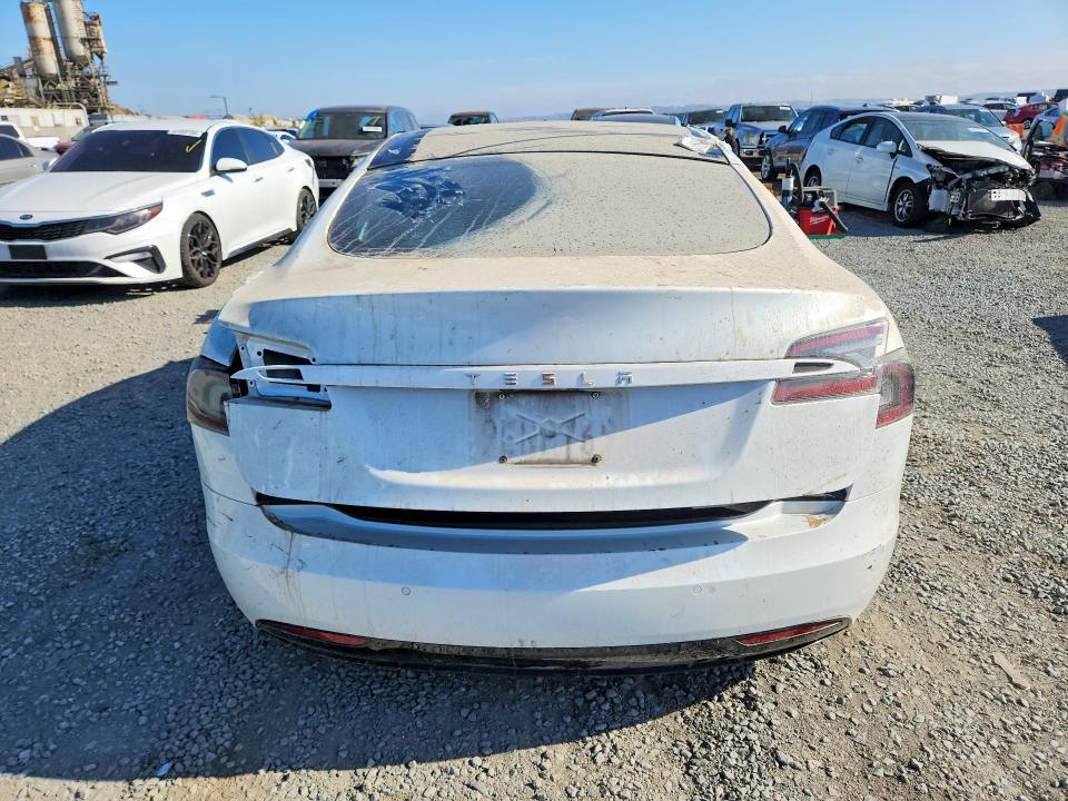 64954726 :رقم المزاد ، 5YJSA1E27KF348811 vin ، 2019 Tesla Model S مزاد بيع