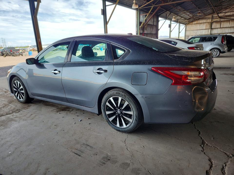 2018 Nissan Altima მანქანა იყიდება აუქციონზე, vin: 1N4AL3AP8JC196736, აუქციონის ნომერი: 65289706