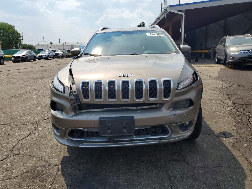 61442576 :رقم المزاد ، 1C4PJMJS9GW301652 vin ، 2016 Jeep Cherokee مزاد بيع