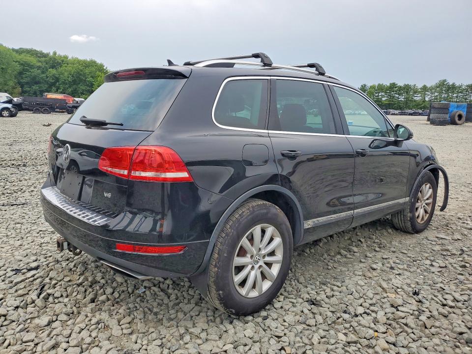 63851406 :رقم المزاد ، WVGFF9BP8BD001072 vin ، 2011 Volkswagen Touareg مزاد بيع
