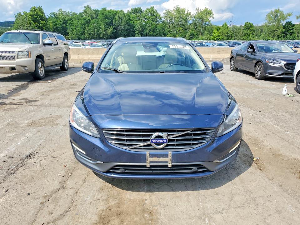65322606 :رقم المزاد ، YV1612SC0F1189076 vin ، 2015 Volvo V60 مزاد بيع