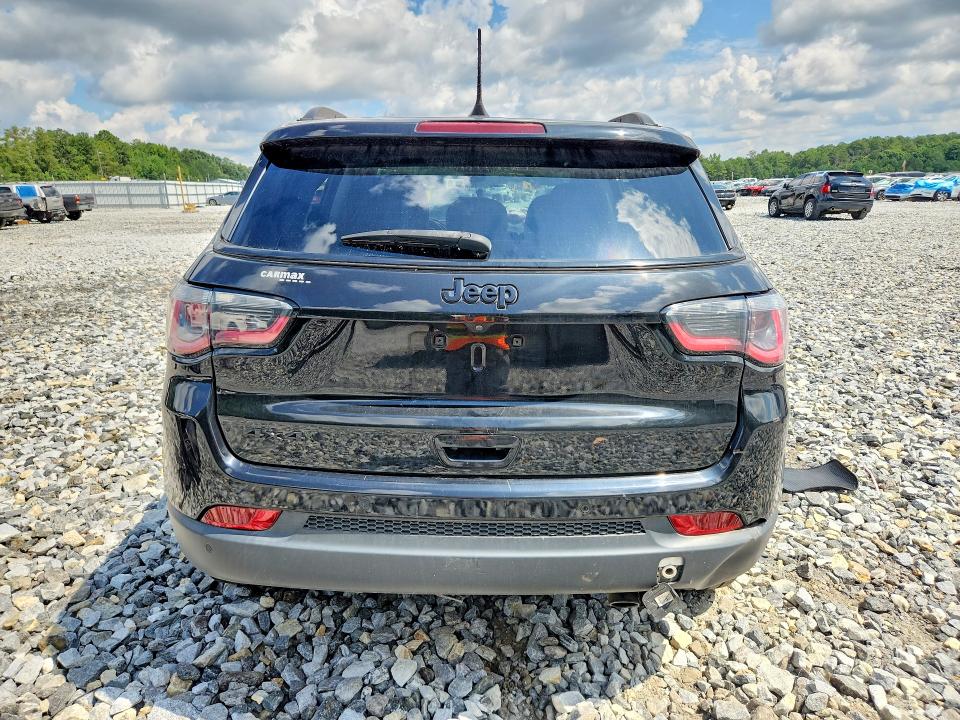 63683326 :رقم المزاد ، 3C4NJDCB8KT672742 vin ، 2019 Jeep Compass مزاد بيع