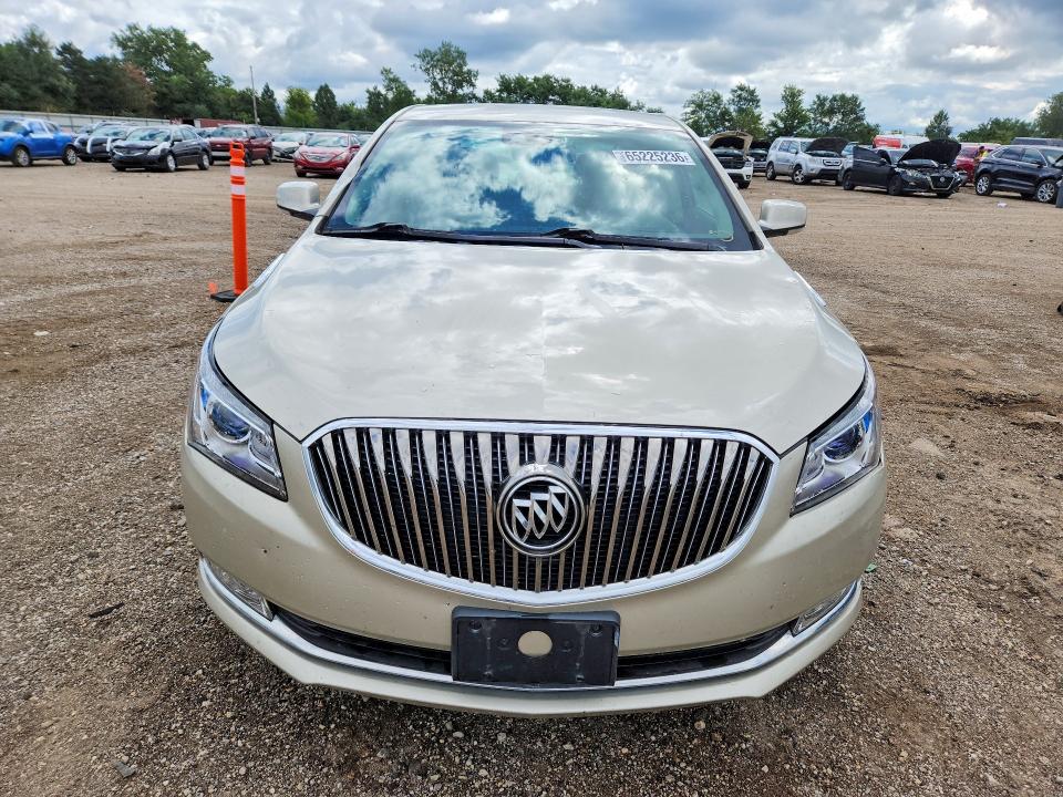65225236 :رقم المزاد ، 1G4GB5G35FF181507 vin ، 2015 Buick Lacrosse مزاد بيع