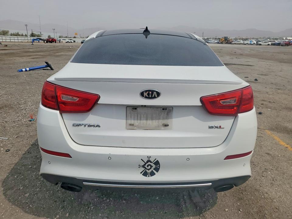 64500506 :رقم المزاد ، 5XXGR4A67FG412003 vin ، 2015 Kia Optima مزاد بيع