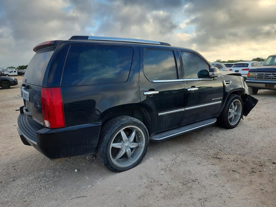 Продажа на аукционе авто 2007 Cadillac Escalade, vin: 1GYFK63807R211935, номер лота: 59910626