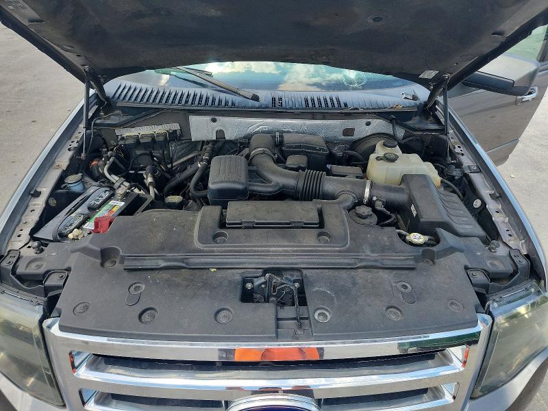 64972316 :رقم المزاد ، 1FMJU1K55DEF46028 vin ، 2013 Ford Expedition مزاد بيع