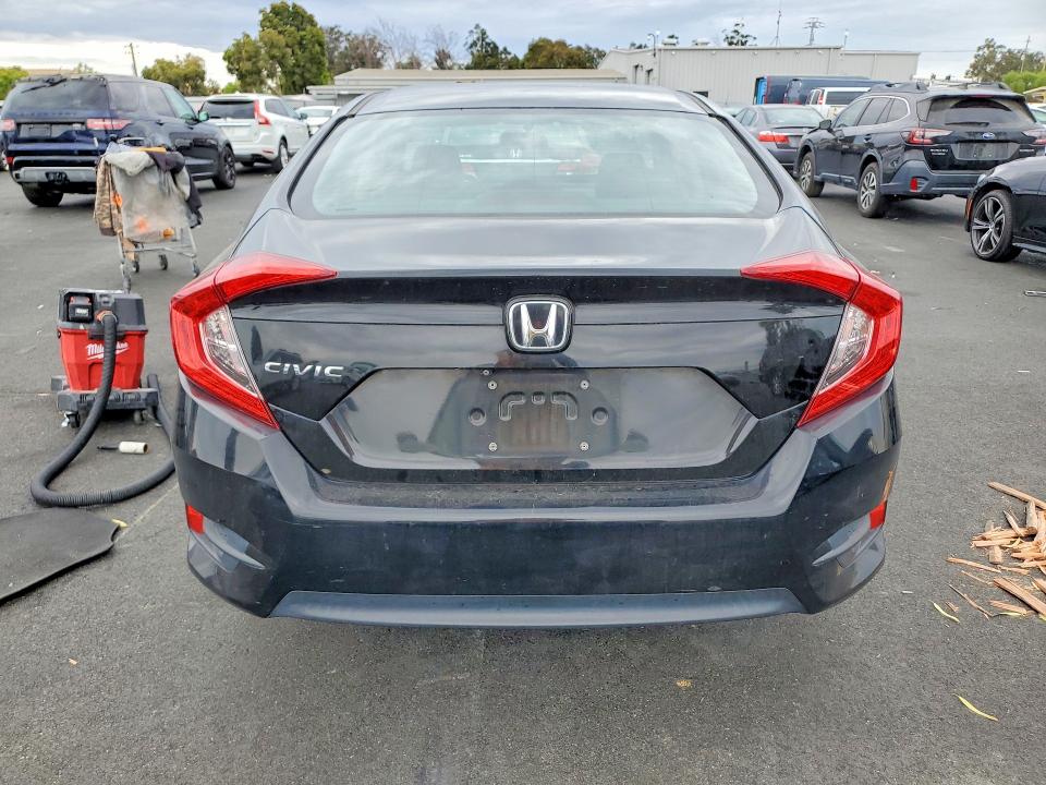 67069126 :رقم المزاد ، 2HGFC2F57HH533309 vin ، 2017 Honda Civic مزاد بيع