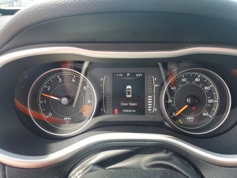 64620186 :رقم المزاد ، 1C4PJLCB2FW629002 vin ، 2015 Jeep Cherokee مزاد بيع