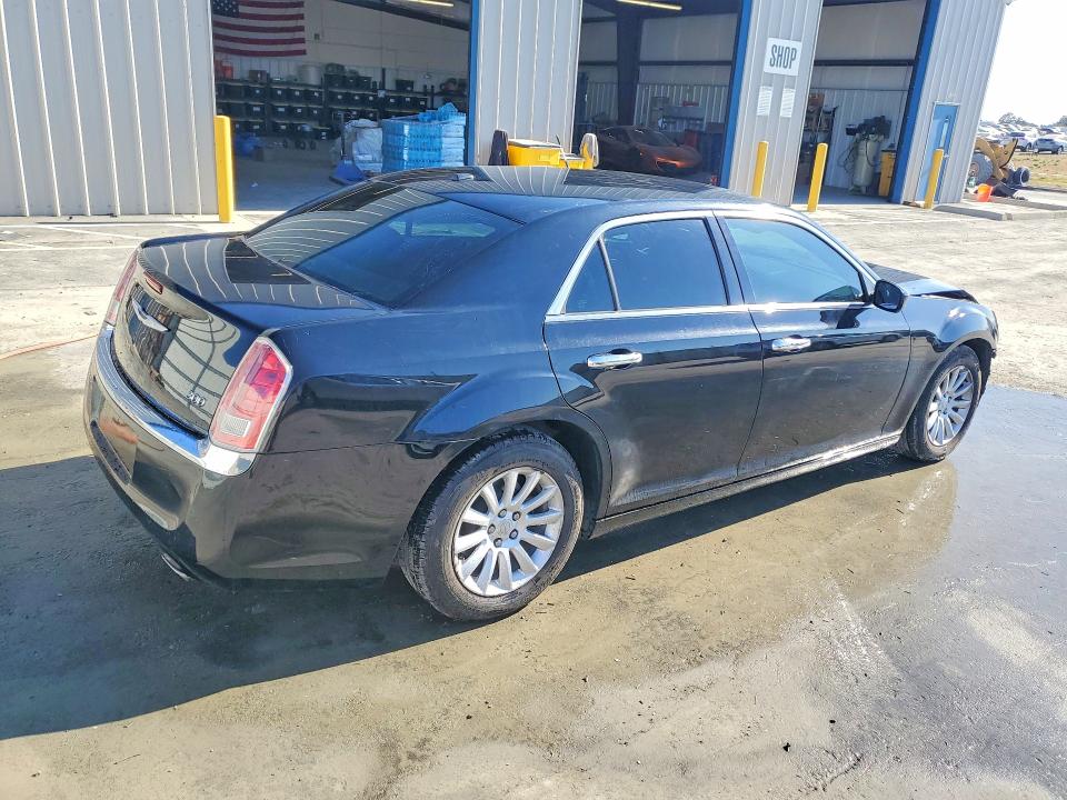 Продажа на аукционе авто 2014 Chrysler 300, vin: 2C3CCAAGXEH276117, номер лота: 63540076