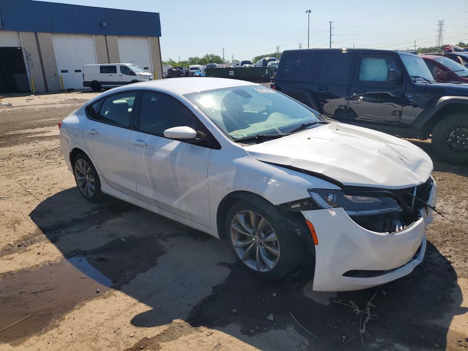 63473966 :رقم المزاد ، 1C3CCCBBXFN539861 vin ، 2015 Chrysler 200 مزاد بيع