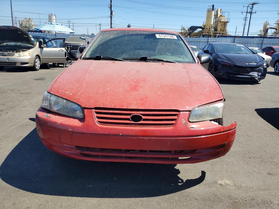 1997 Toyota Camry მანქანა იყიდება აუქციონზე, vin: JT2BG22K2V0015436, აუქციონის ნომერი: 67347556