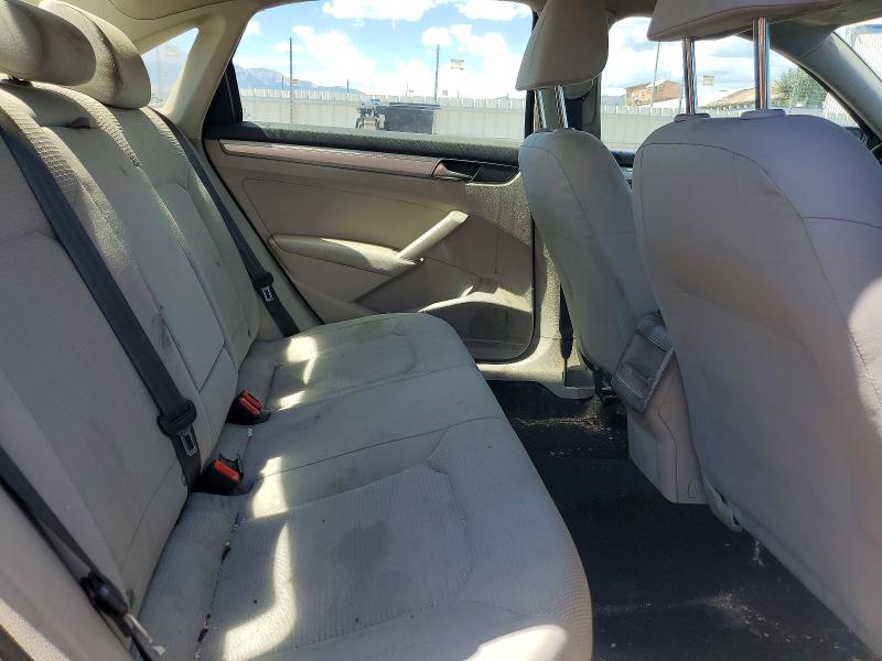 Продажа на аукционе авто 2018 Volkswagen Passat, vin: 1VWAA7A31JC044377, номер лота: 65179706