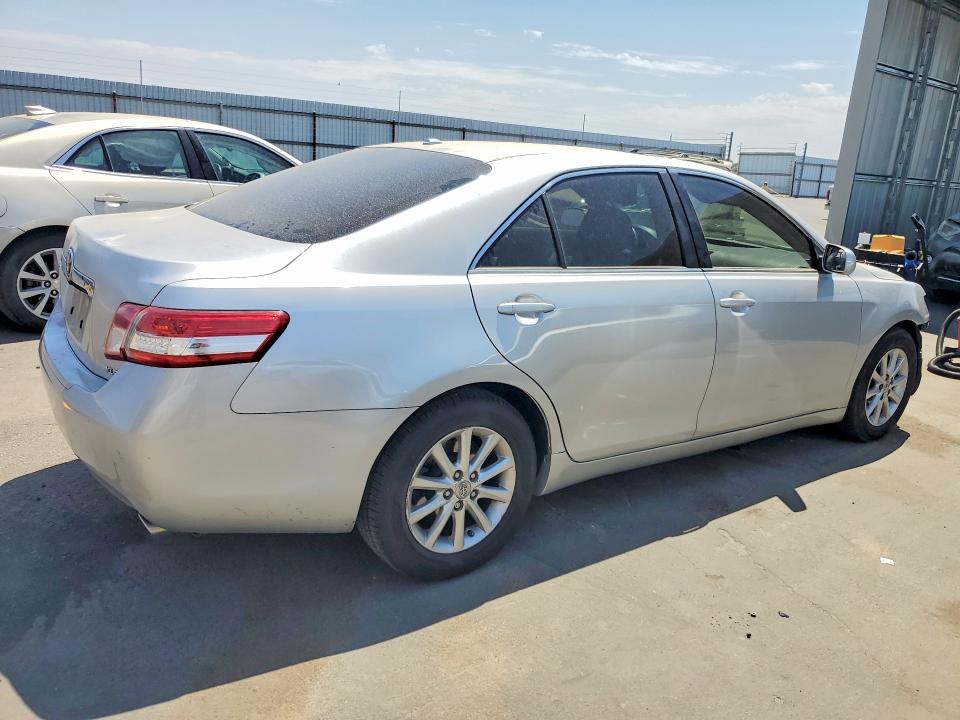 Продажа на аукционе авто 2011 Toyota Camry, vin: 4T1BF3EK4BU766209, номер лота: 64432596