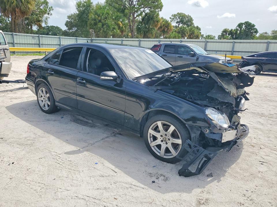 63722586 :رقم المزاد ، WDBUF56X28B212351 vin ، 2008 Mercedes-benz E مزاد بيع