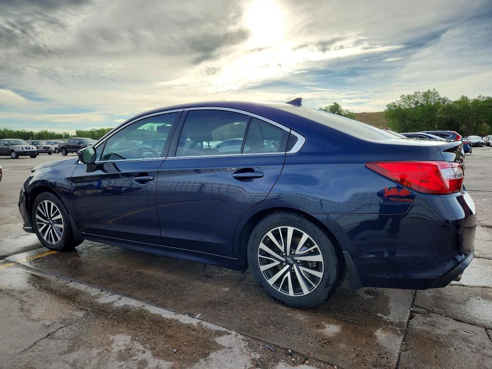 66475786 :رقم المزاد ، 4S3BNAC61J3033900 vin ، 2018 Subaru Legacy مزاد بيع