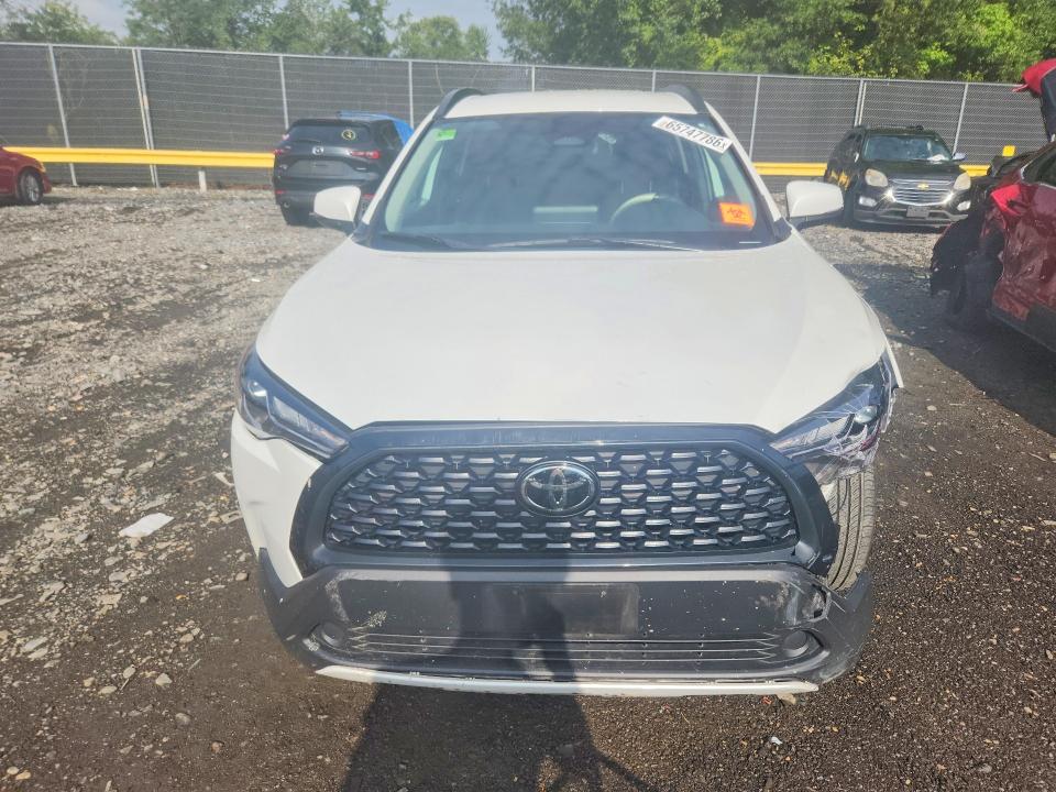 65747786 :رقم المزاد ، 7MUCAABG6PV073901 vin ، 2023 Toyota Corolla Cross مزاد بيع