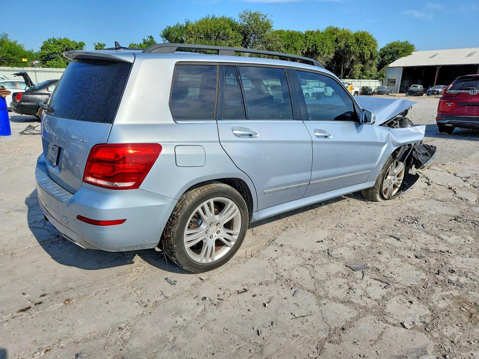 Продажа на аукционе авто 2015 Mercedes-benz Glk, vin: WDCGG0EB1FG427394, номер лота: 63303686
