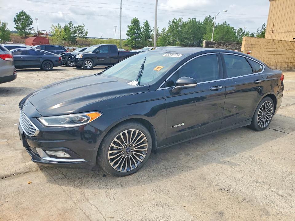 66836776 :رقم المزاد ، 3FA6P0RU2JR102774 vin ، 2018 Ford Fusion مزاد بيع