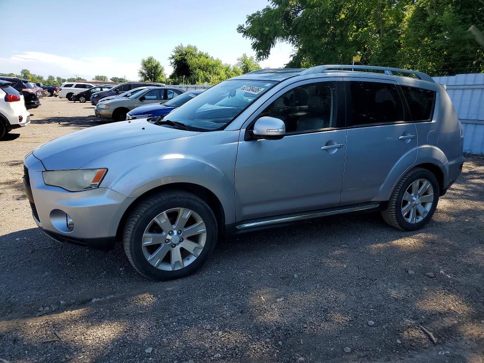 2010 Mitsubishi Outlander მანქანა იყიდება აუქციონზე, vin: JA4JT5AXXAZ606949, აუქციონის ნომერი: 63738406