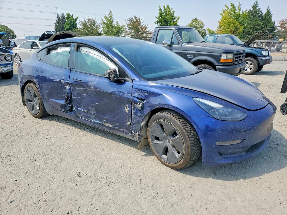 2023 Tesla Model 3 მანქანა იყიდება აუქციონზე, vin: 5YJ3E1EA8PF555666, აუქციონის ნომერი: 63715576