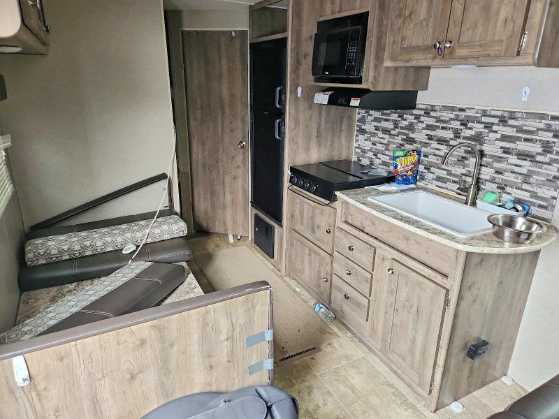 61168966 :رقم المزاد ، 4YDT25B23K8922475 vin ، 2019 Dutchmen Aspen Trail مزاد بيع