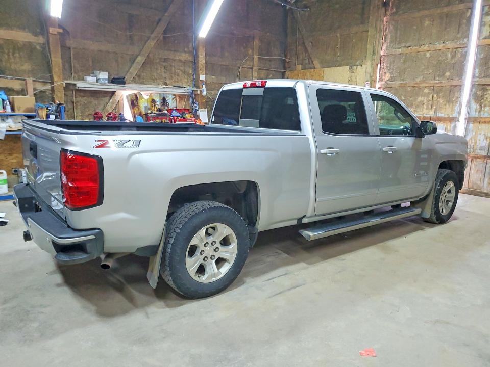 Продажа на аукционе авто 2018 Chevrolet Silverado, vin: 3GCUKREC2JG523942, номер лота: 66420386